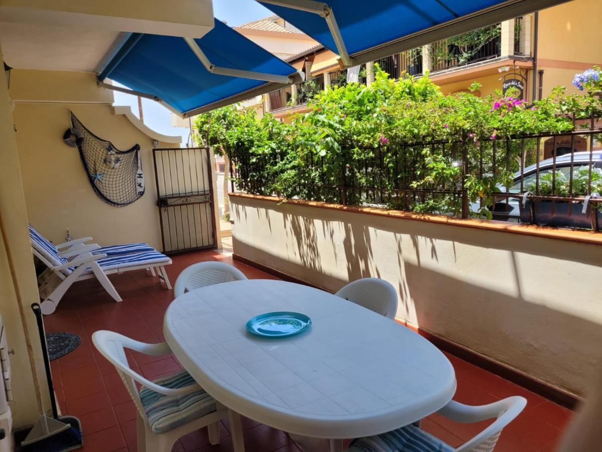 My Little House - Appartamento Con Patio E Parcheggio Privato A 5 Minuti Dalla Spiaggia E Dal Centro 트로페아 외부 사진